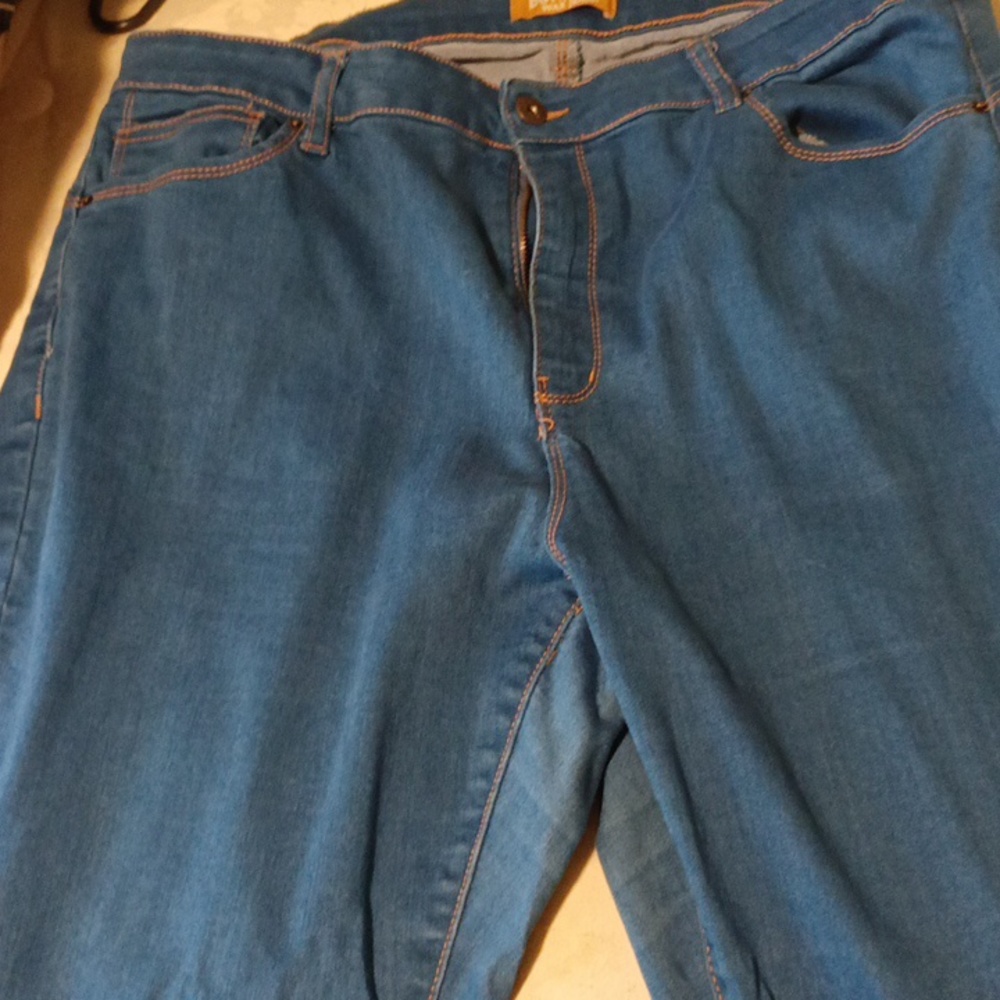 Size 18 wax jeans. I love my butt